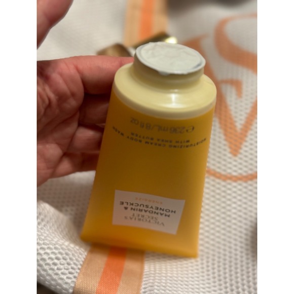 Victorias Secret Mandarin Honeysuckle Energize 5pc Body Care Set with Mesh Tote - Picture 5 of 8